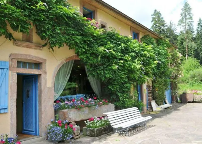 De La Cholotte Inn *