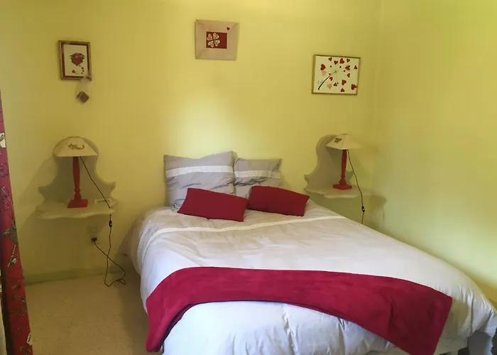 De La Cholotte Les Rouges-Eaux