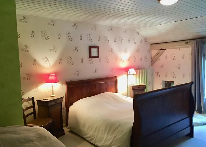 De La Cholotte Les Rouges-Eaux